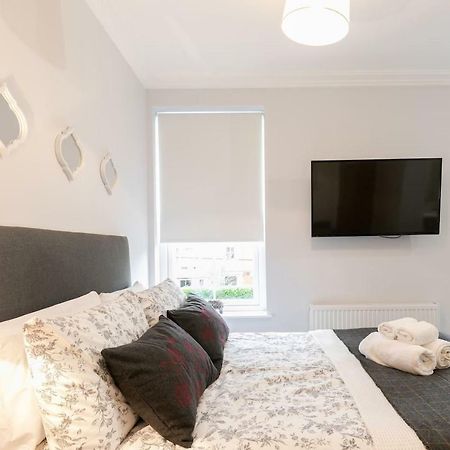 Berkshire Apartment 11Helena House Lux Studio Apartment 雷丁 外观 照片